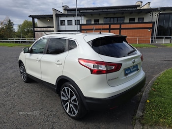 Used Nissan Qashqai 2014 for sale - 76175742: Photo