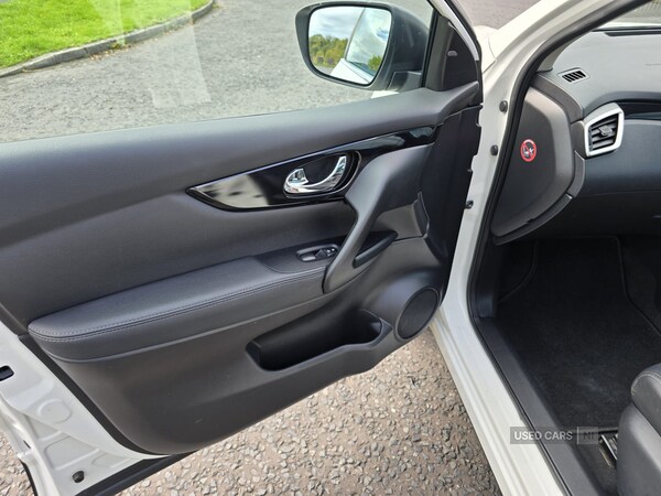 Used Nissan Qashqai 2014 for sale - 76175742: Photo 32