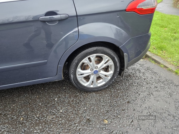 Used Ford S-Max 2013 for sale - 76965752: Photo 11