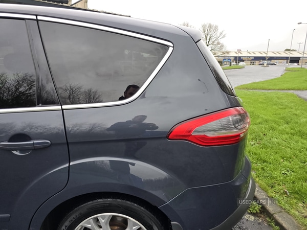 Used Ford S-Max 2013 for sale - 76965752: Photo 12