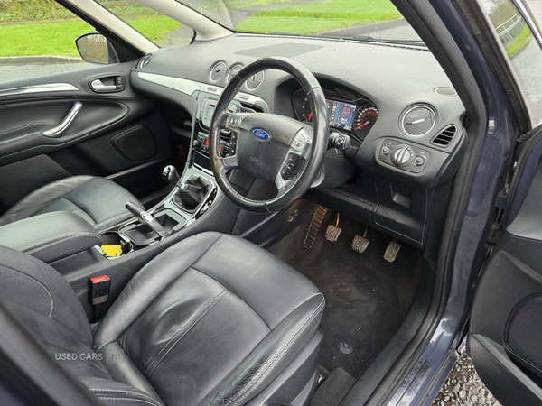 Used Ford S-Max 2013 for sale - 76965752: Photo 31