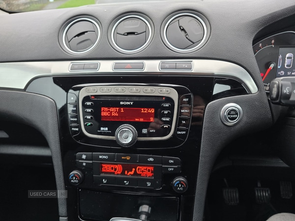 Used Ford S-Max 2013 for sale - 76965752: Photo 34