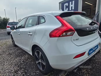 Used Volvo V40 2016 for sale - 79633464: Photo