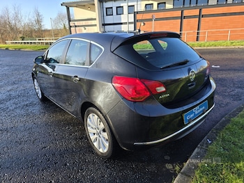 Used Vauxhall Astra 2014 for sale - 77192633: Photo
