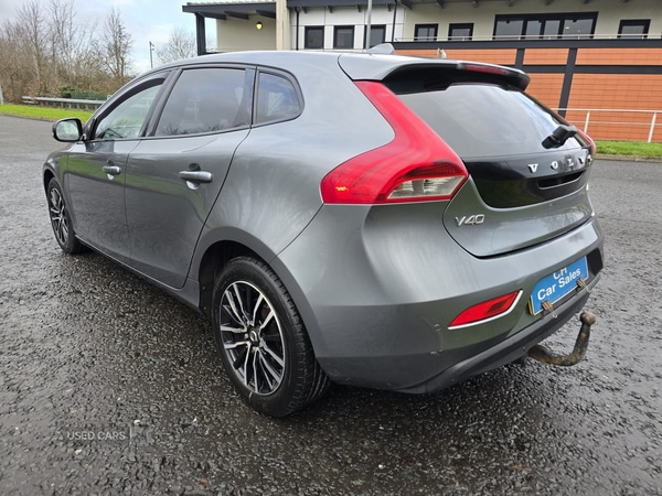 Used Volvo V40 2015 for sale - 77144941: Photo 2