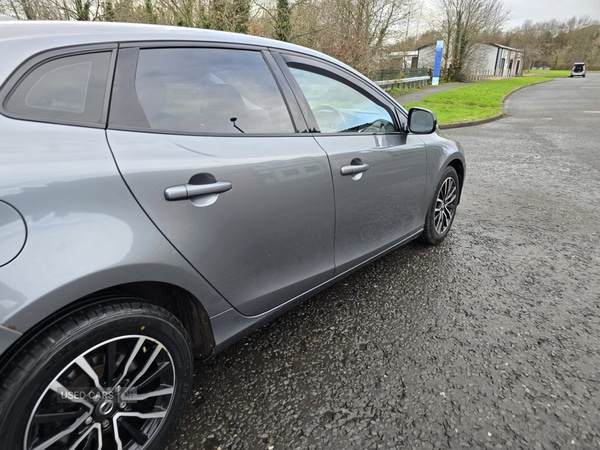 Used Volvo V40 2015 for sale - 77144941: Photo 9