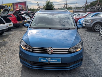 Used Volkswagen Touran 2016 for sale - 79117308: Photo