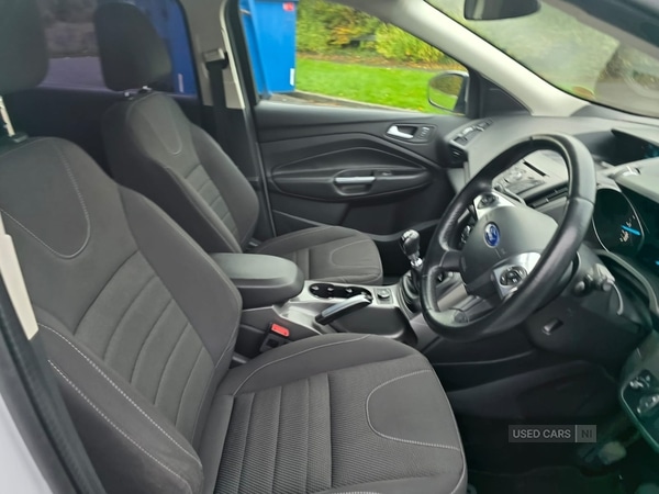 Used Ford Kuga 2015 for sale - 76240566: Photo 30