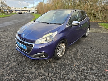 Used Peugeot 208 2016 for sale - 76634527: Photo