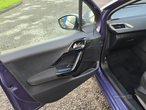 Used Peugeot 208 2016 for sale - 76634527: Photo 27