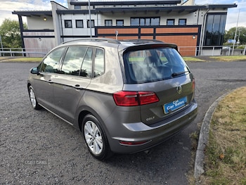 Used Volkswagen Golf SV 2015 for sale - 75697796: Photo