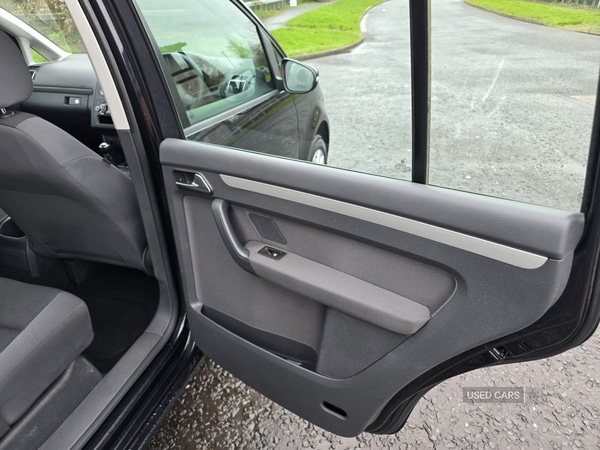 Used Volkswagen Touran 2011 for sale - 77705960: Photo 23