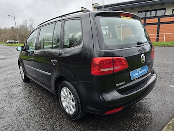 Used Volkswagen Touran 2011 for sale - 77705960: Photo