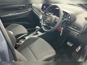 Used Hyundai BAYON 2024 for sale - 76735201: Photo