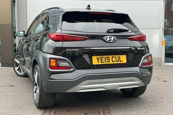 Used Hyundai KONA 2019 for sale - 76099072: Photo 2