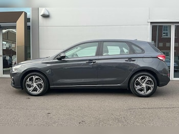 Used Hyundai i30 2022 for sale - 76377829: Photo