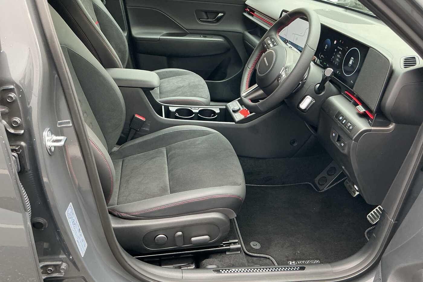 Used Hyundai KONA 2025 for sale - 76996491: Photo 8