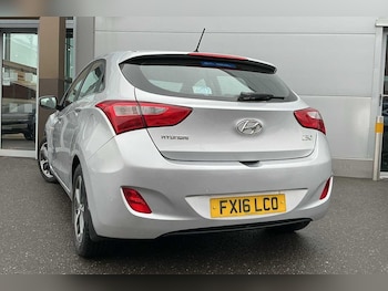 Used Hyundai i30 2016 for sale - 77425320: Photo