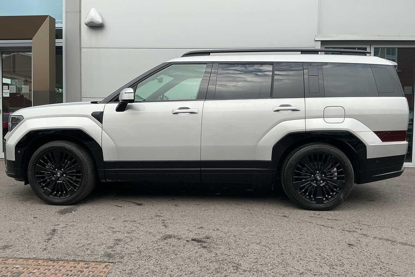 Used Hyundai Santa Fe 2025 for sale - 76472566: Photo 3