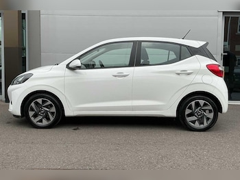 Used Hyundai i10 2024 for sale - 75927324: Photo