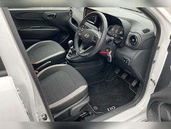 Used Hyundai i10 2024 for sale - 75927324: Photo