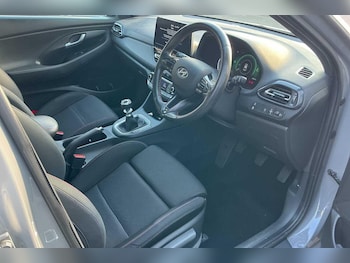 Used Hyundai i30 2022 for sale - 76136136: Photo 4