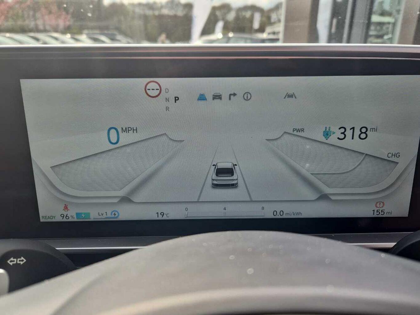 Used Hyundai IONIQ 6 2025 for sale - 76993720: Photo 6