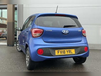 Used Hyundai i10 2018 for sale - 77215877: Photo