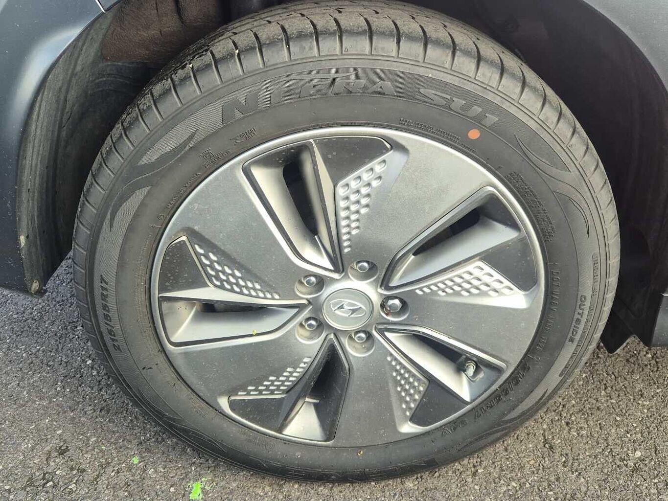 Used Hyundai KONA 2020 for sale - 76561001: Photo 4