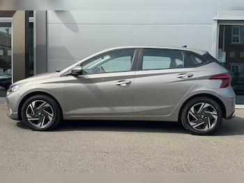 Used Hyundai i20 2022 for sale - 75825978: Photo