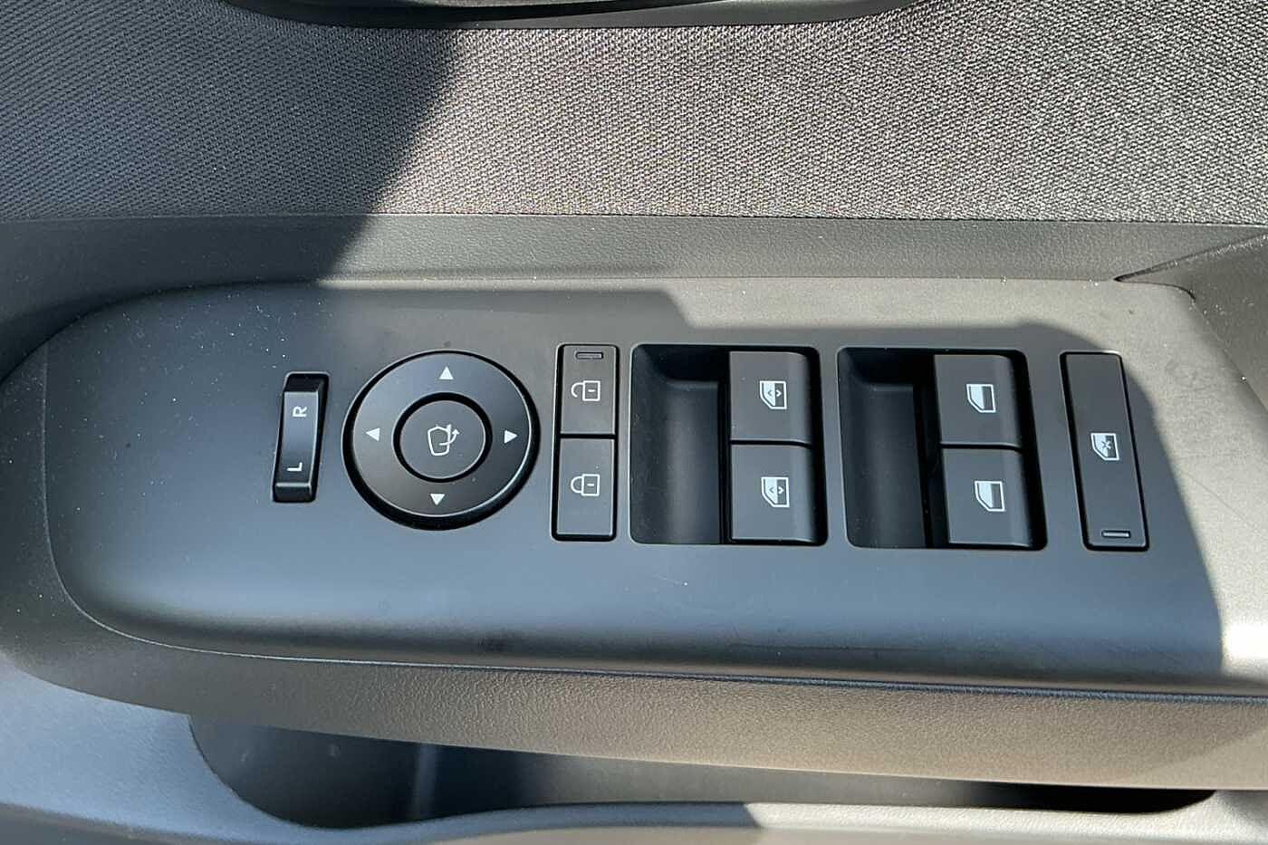 Used Hyundai KONA 2025 for sale - 76995030: Photo 16