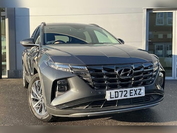 2022 (72) - 1.6 TGDi Premium 5dr 2WD