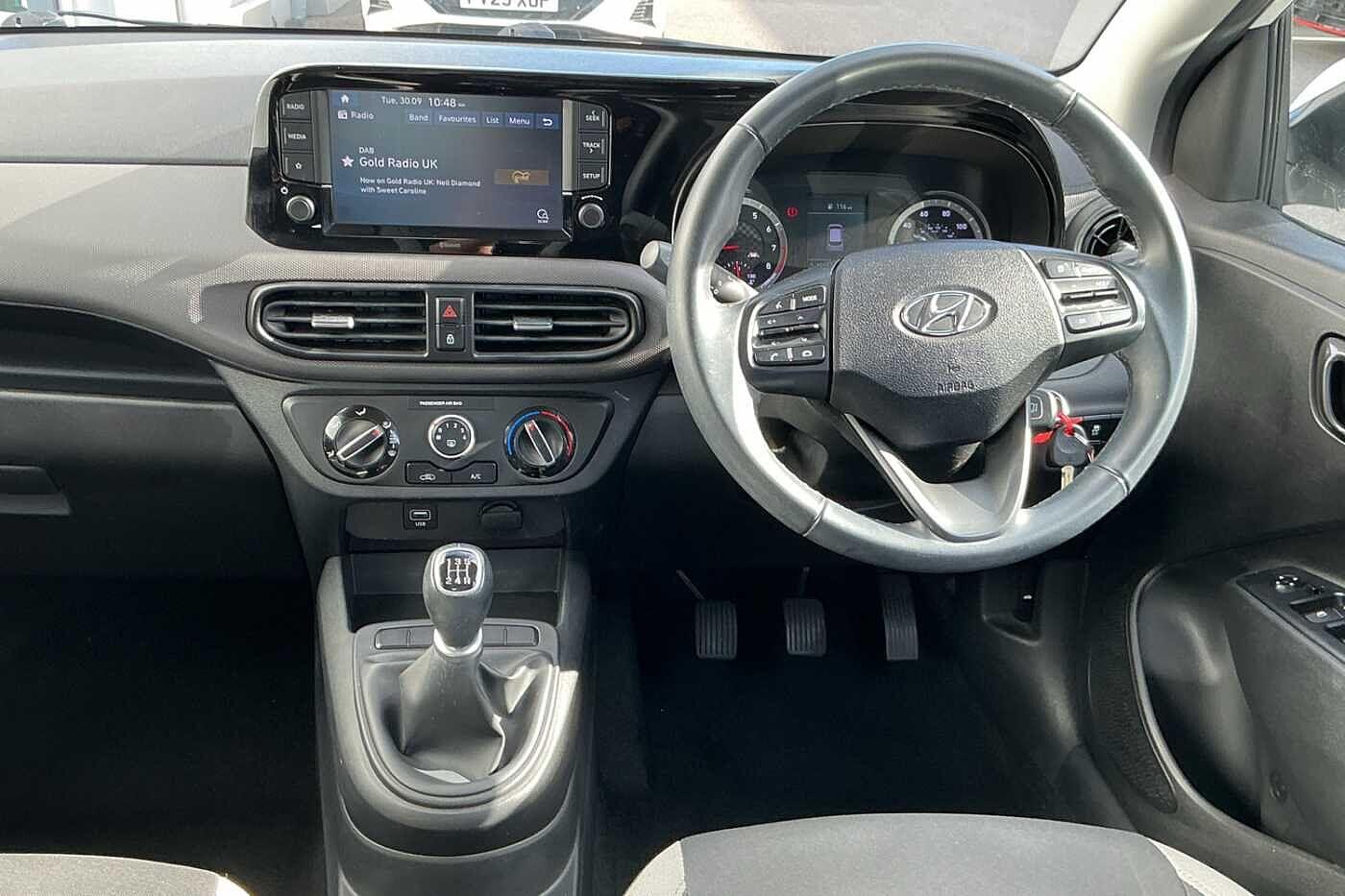 Used Hyundai i10 2021 for sale - 75940389: Photo 15