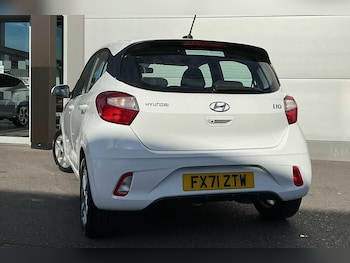 Used Hyundai i10 2021 for sale - 75940389: Photo