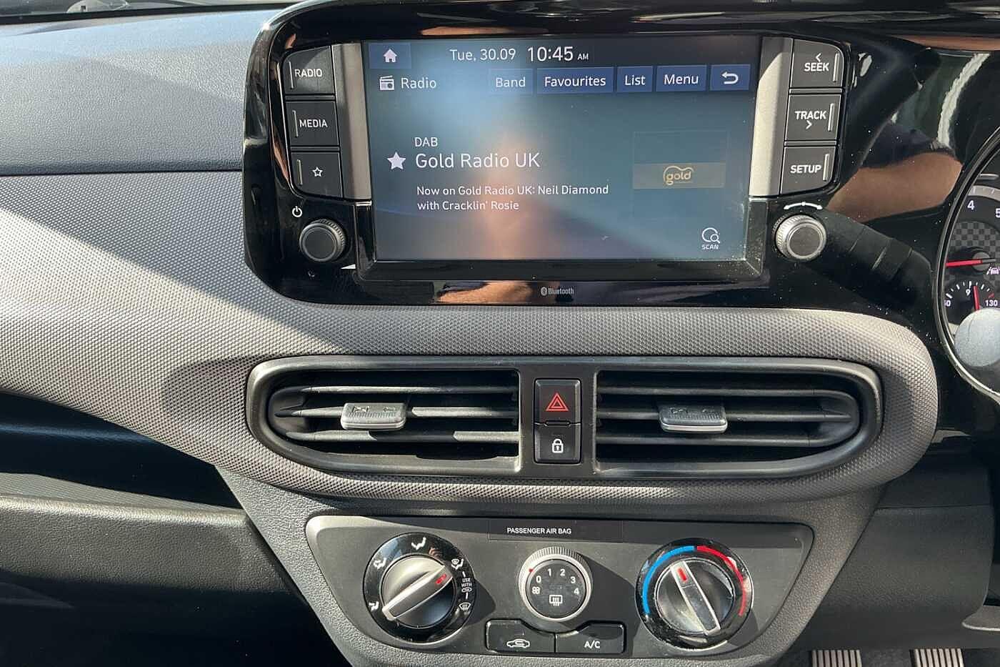 Used Hyundai i10 2021 for sale - 75940389: Photo 6