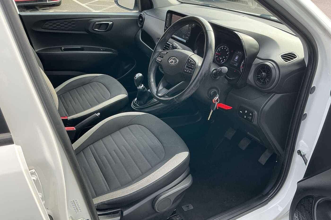 Used Hyundai i10 2020 for sale - 75825938: Photo 4