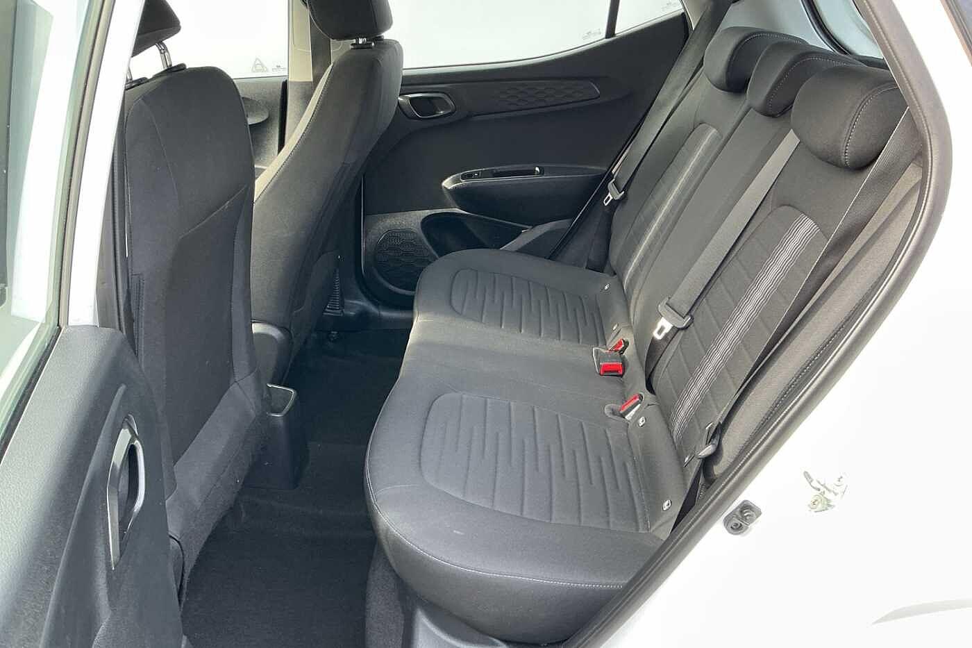 Used Hyundai i10 2020 for sale - 75825938: Photo 9
