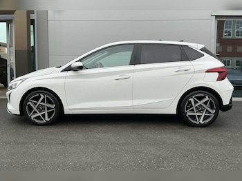 Used Hyundai i20 2024 for sale - 76537650: Photo