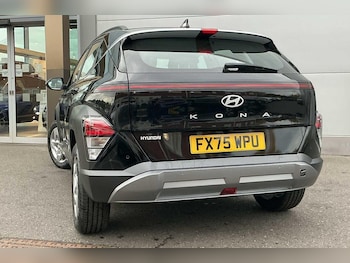 Used Hyundai KONA 2025 for sale - 76484968: Photo