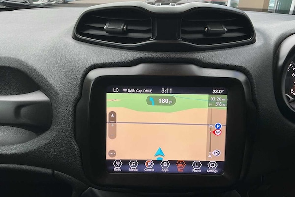 Used Jeep Renegade 2022 for sale - 76246923: Photo 6
