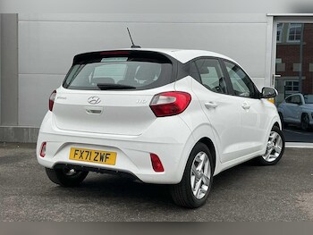 Used Hyundai i10 2021 for sale - 77305984: Photo