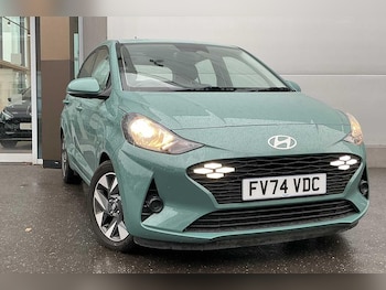 Used Hyundai i10 2024 for sale - 76612699: Photo