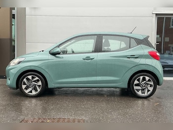 Used Hyundai i10 2024 for sale - 76612699: Photo