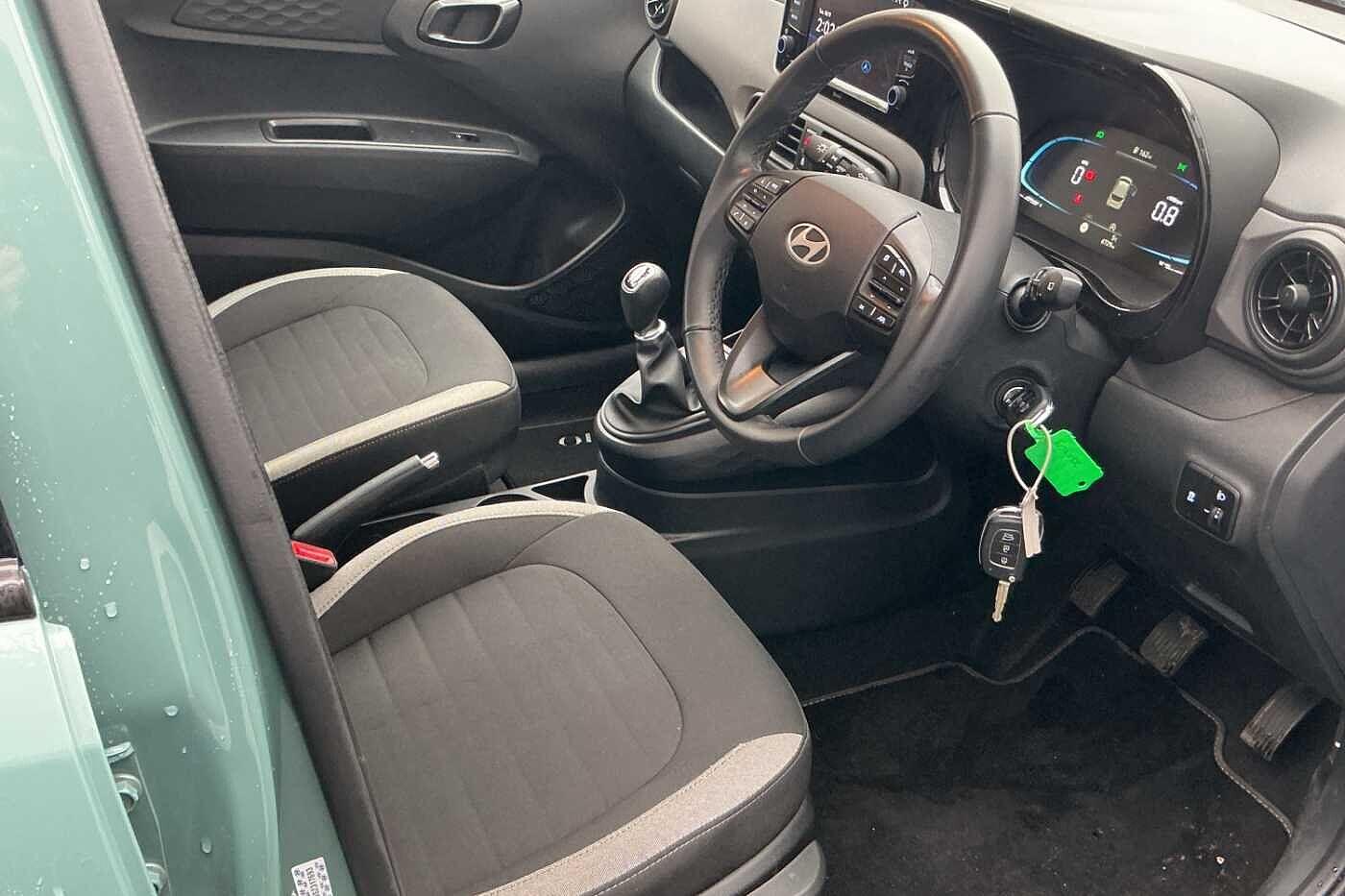 Used Hyundai i10 2024 for sale - 76612699: Photo 4