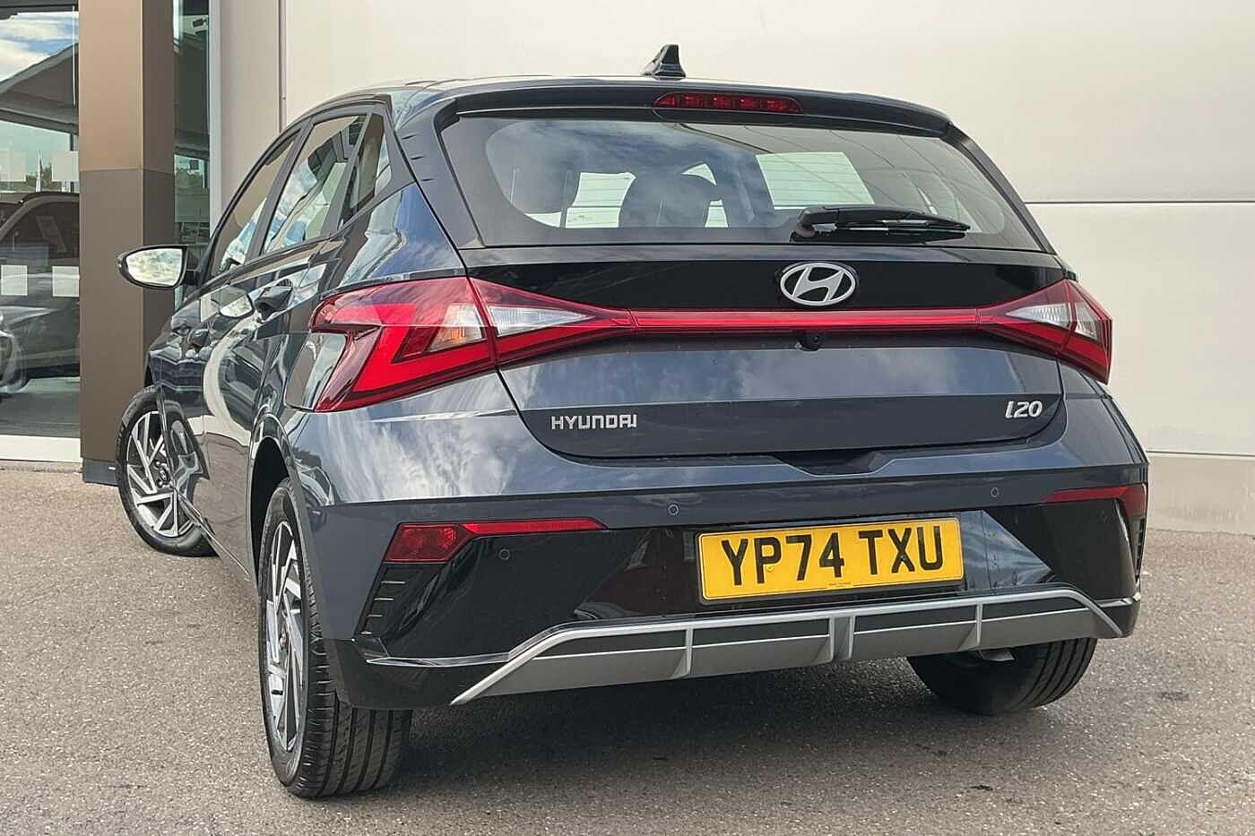 Used Hyundai i20 2024 for sale - 76307509: Photo 2