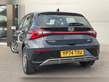 Used Hyundai i20 2024 for sale - 76307509: Photo