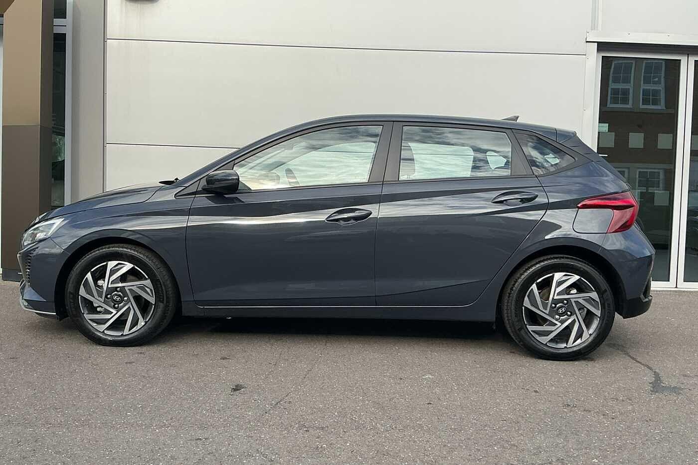 Used Hyundai i20 2024 for sale - 76307509: Photo 3
