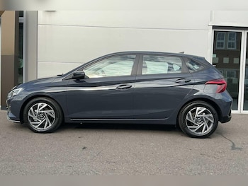 Used Hyundai i20 2024 for sale - 76307509: Photo