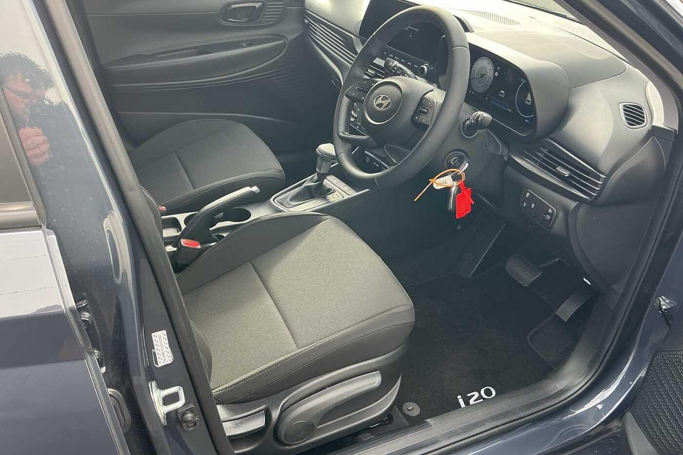 Used Hyundai i20 2024 for sale - 76307509: Photo 4