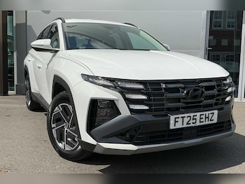 2025 (25) - 1.6T Advance 5dr